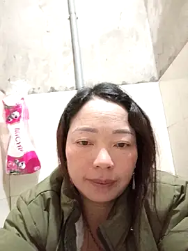 Yellow-pink online show from 12, 3, 2026