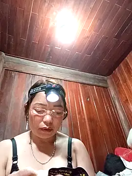 Yellow-pink online show from 14, 4, 2026