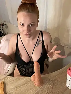 Fiebie licious  online show from 14, 4, 2026