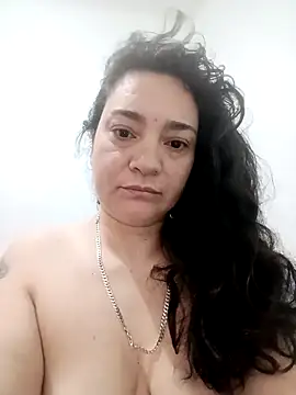 SiennaBloomhot online show from 7, 5, 2026