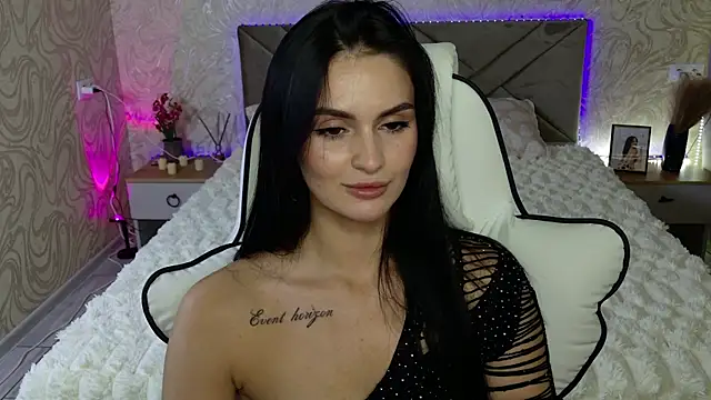 Snapshot of MilaaSweety chatting on 12, 7, 2026 MilaaSweety online show from 12, 7, 2026