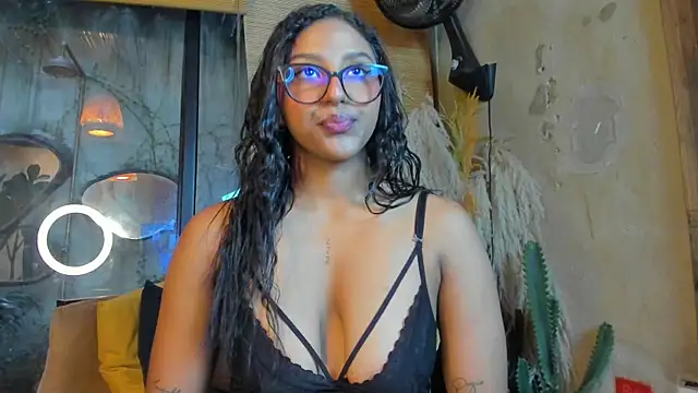 Victoria Gonzalez online show from 31, 3, 2026