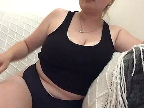 beckybooxxx online show from 5, 6, 2026