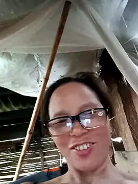 Tina6886 online show from 4, 4, 2026