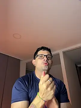 TroyeSavage online show from 5, 6, 2026