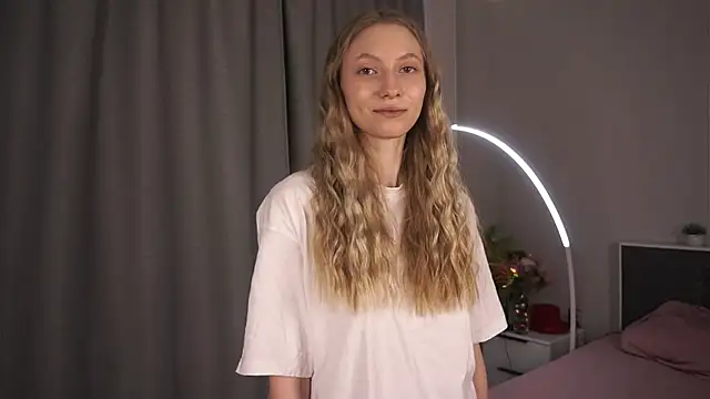 ShaeCoen online show from 10, 3, 2026