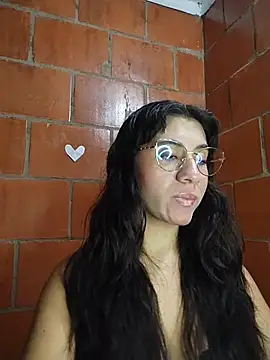 Amanda x1 online show from 2, 6, 2026