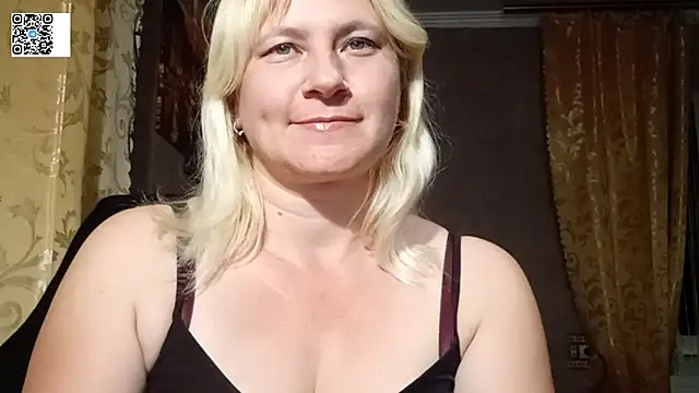 Snapshot of DiamondLady555 chatting on 13, 6, 2026 DiamondLady555 online show from 13, 6, 2026