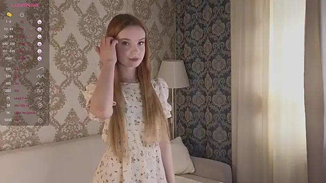 foxy bloomm online show from 2, 4, 2026