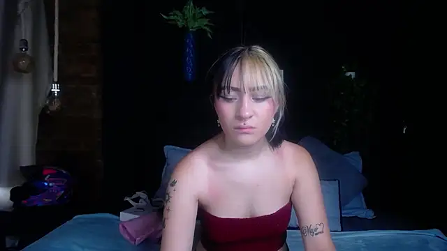 melodygirl2   online show from 9, 4, 2026