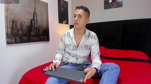 Snapshot of _Alan_Walker_1 chatting on 8, 5, 2026 Alan Walker 1 online show from 8, 5, 2026