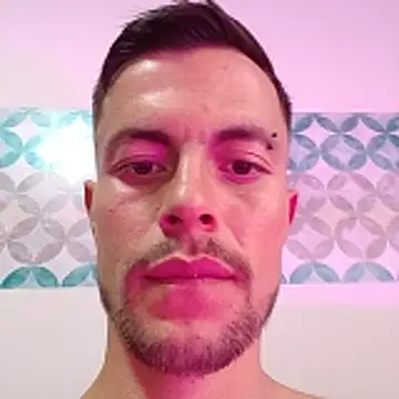 Edwar03Roldan online show from 9, 3, 2026