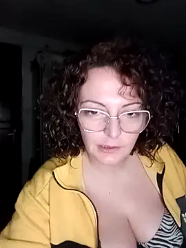 gloww877 online show from 23, 3, 2026