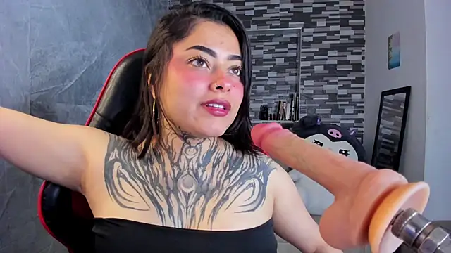Sophiia cherry online show from 23, 5, 2026