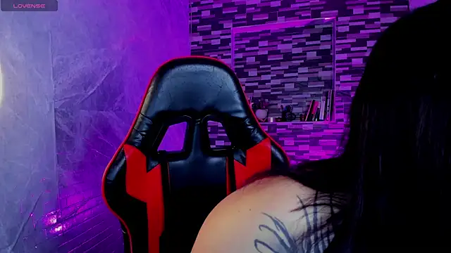Sophiia cherry online show from 8, 7, 2026