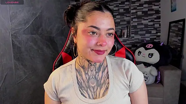 Sophiia cherry online show from 28, 5, 2026