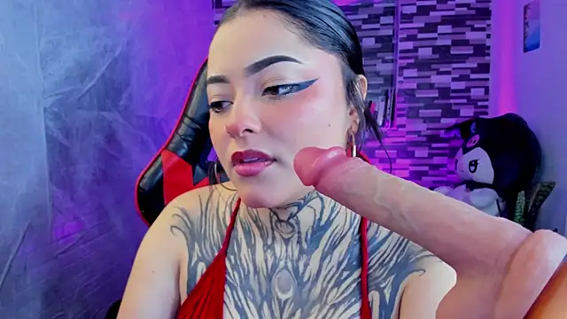 Sophiia cherry online show from 30, 6, 2026