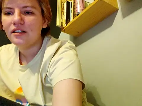 Snapshot of thatcutesubgirlwlw chatting on 16, 3, 2026 thatcutesubgirlwlw online show from 16, 3, 2026