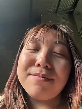 Sumi pusy online show from 16, 3, 2026