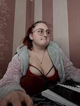 ShyAngel X online show from 22, 4, 2026