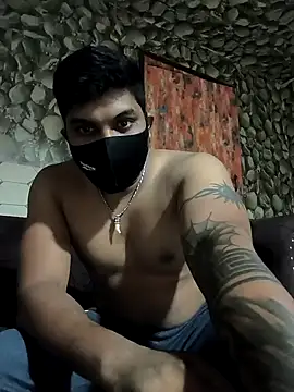 Snapshot of kamasutra012345 chatting on 5, 5, 2026 kamasutra012345 online show from 5, 5, 2026