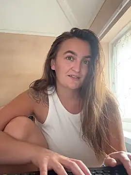 Snapshot of Innocentdollxoxo chatting on 29, 5, 2026 Innocentdollxoxo online show from 29, 5, 2026