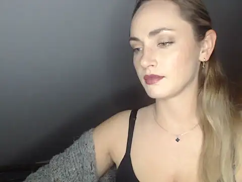 ScarlettSensitive online show from 4, 6, 2026
