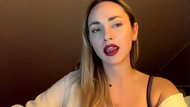 ScarlettSensitive online show from 24, 3, 2026