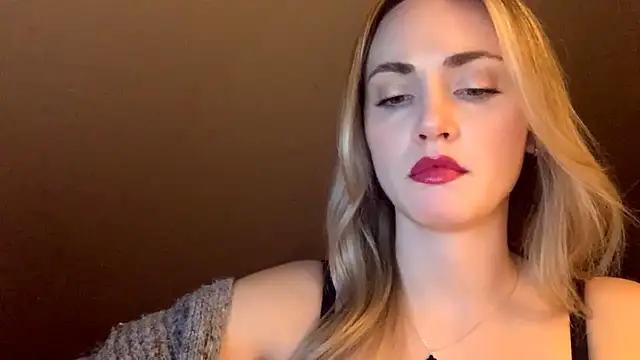 ScarlettSensitive online show from 12, 4, 2026