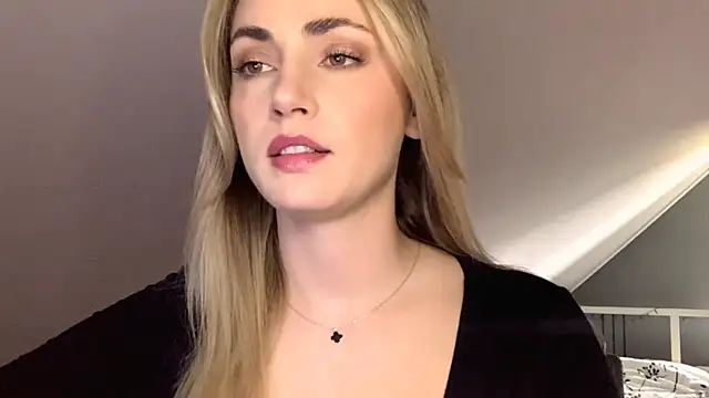 ScarlettSensitive online show from 4, 5, 2026