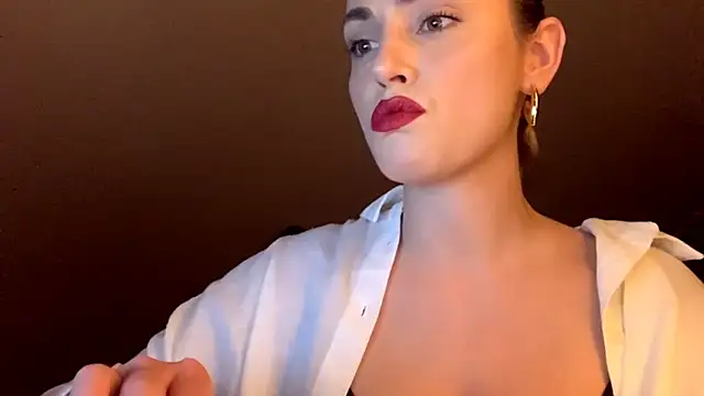 ScarlettSensitive online show from 5, 4, 2026