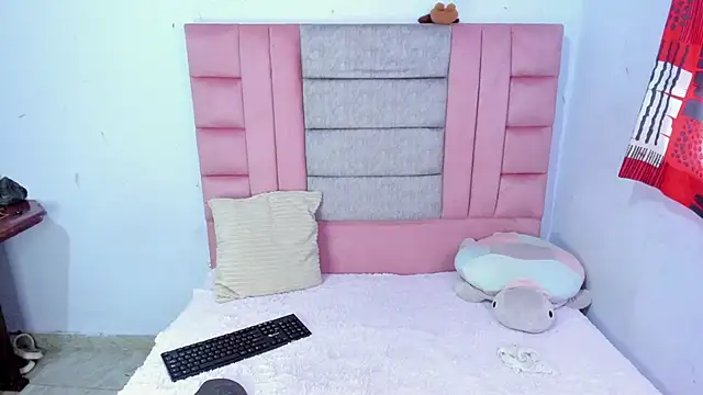 AdaraSmith1 online show from 9, 3, 2026