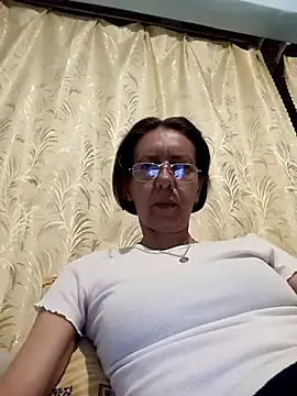 Snapshot of Tania9876 chatting on 3, 6, 2026 Tania9876 online show from 3, 6, 2026