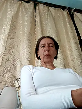 Snapshot of Tania9876 chatting on 2, 6, 2026 Tania9876 online show from 2, 6, 2026