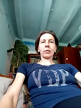 Snapshot of Tania9876 chatting on 6, 5, 2026 Tania9876 online show from 6, 5, 2026