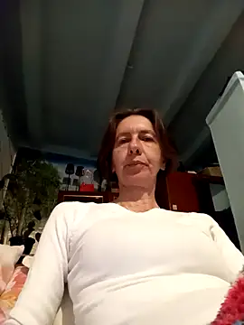 Snapshot of Tania9876 chatting on 18, 5, 2026 Tania9876 online show from 18, 5, 2026