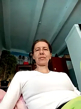 Snapshot of Tania9876 chatting on 17, 5, 2026 Tania9876 online show from 17, 5, 2026