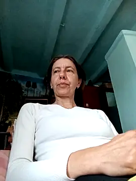 Snapshot of Tania9876 chatting on 9, 5, 2026 Tania9876 online show from 9, 5, 2026
