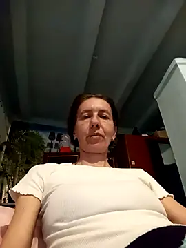 Snapshot of Tania9876 chatting on 16, 5, 2026 Tania9876 online show from 16, 5, 2026