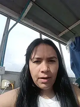 Karla  Morrison online show from 21, 4, 2026