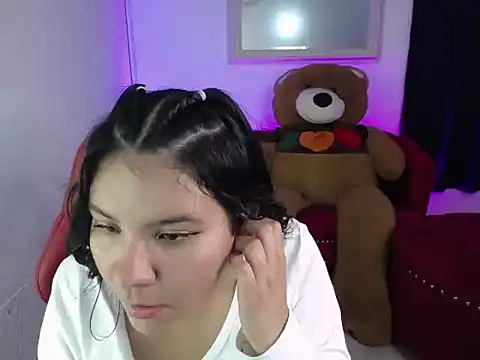 Shopie hard m online show from 15, 3, 2026