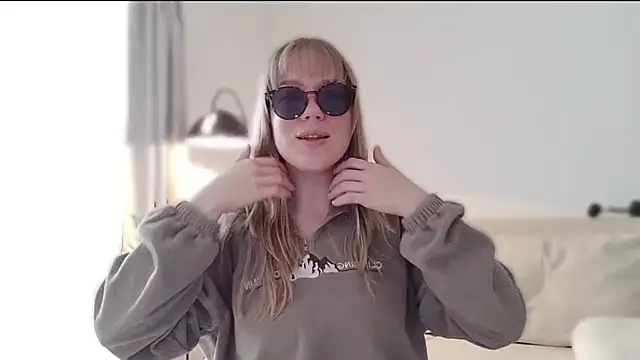 LittleForestELF2 online show from 10, 4, 2026