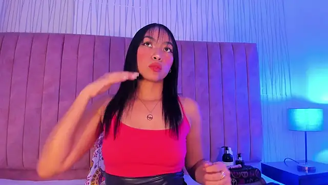 ValeriaRey  online show from 28, 4, 2026