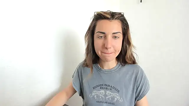 Snapshot of summmmersky1 chatting on 4, 5, 2026 summmmersky1 online show from 4, 5, 2026