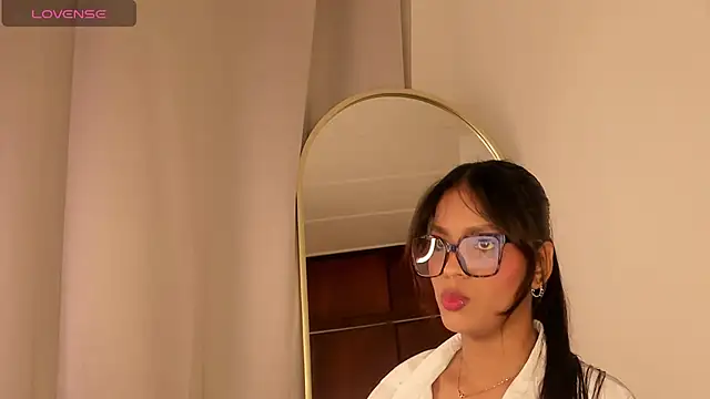 Snapshot of Aishs_bigass chatting on 12, 6, 2026 Aishs bigass online show from 12, 6, 2026