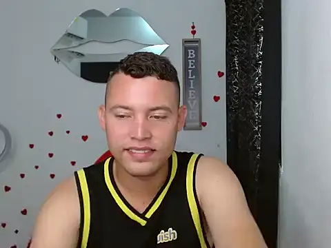 Snapshot of sven_fox723 chatting on 5, 5, 2026 sven fox723 online show from 5, 5, 2026