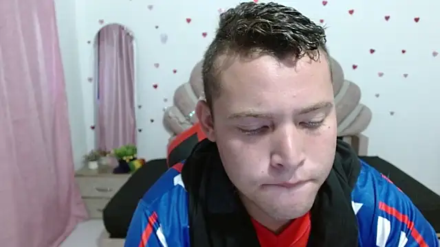 Snapshot of sven_fox723 chatting on 17, 5, 2026 sven fox723 online show from 17, 5, 2026