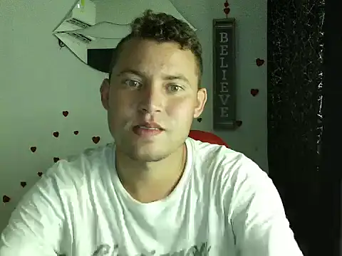 Snapshot of sven_fox723 chatting on 16, 5, 2026 sven fox723 online show from 16, 5, 2026