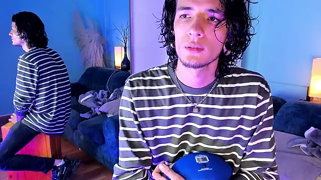 Skinny Mac online show from 5, 4, 2026