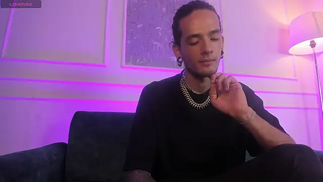 Snapshot of Skinny_Mac chatting on 4, 6, 2026 Skinny Mac online show from 4, 6, 2026